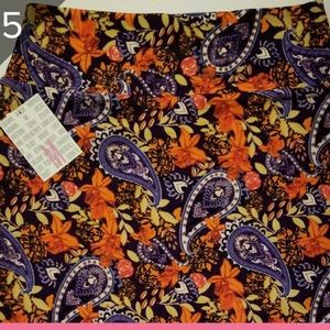 LuLaRoe Cassie. Size medium.